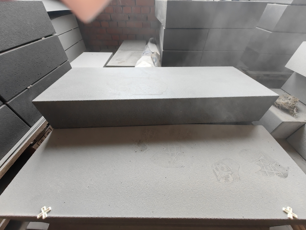 Stufen EDELIA BLOCKST. SCHWARZ 100/35/15 PE5 – SCHWARZ – 100 x 35 x 15 cm – Hauptansicht