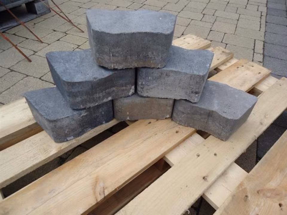 Objekte/- Gestaltungselemente HOCHBEET RISO MUSCHELKALK – BRAUN – Hauptansicht