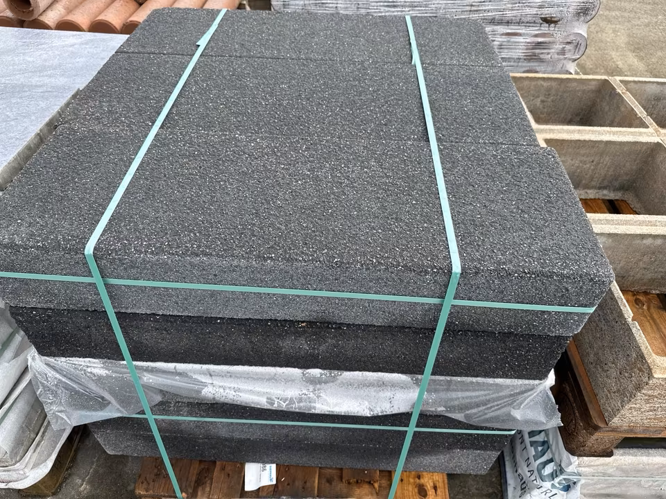 Stufen 1B NOMOS STUFE BASALT 100/35/15 CM