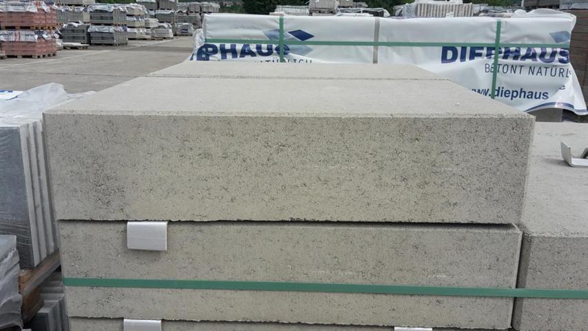 BLOCKSTUFEN – Stufen 1B BLOCKSTUFE GRAU 60/40/14 CM – GRAU – 60 x 40 x 14 cm – Hauptansicht