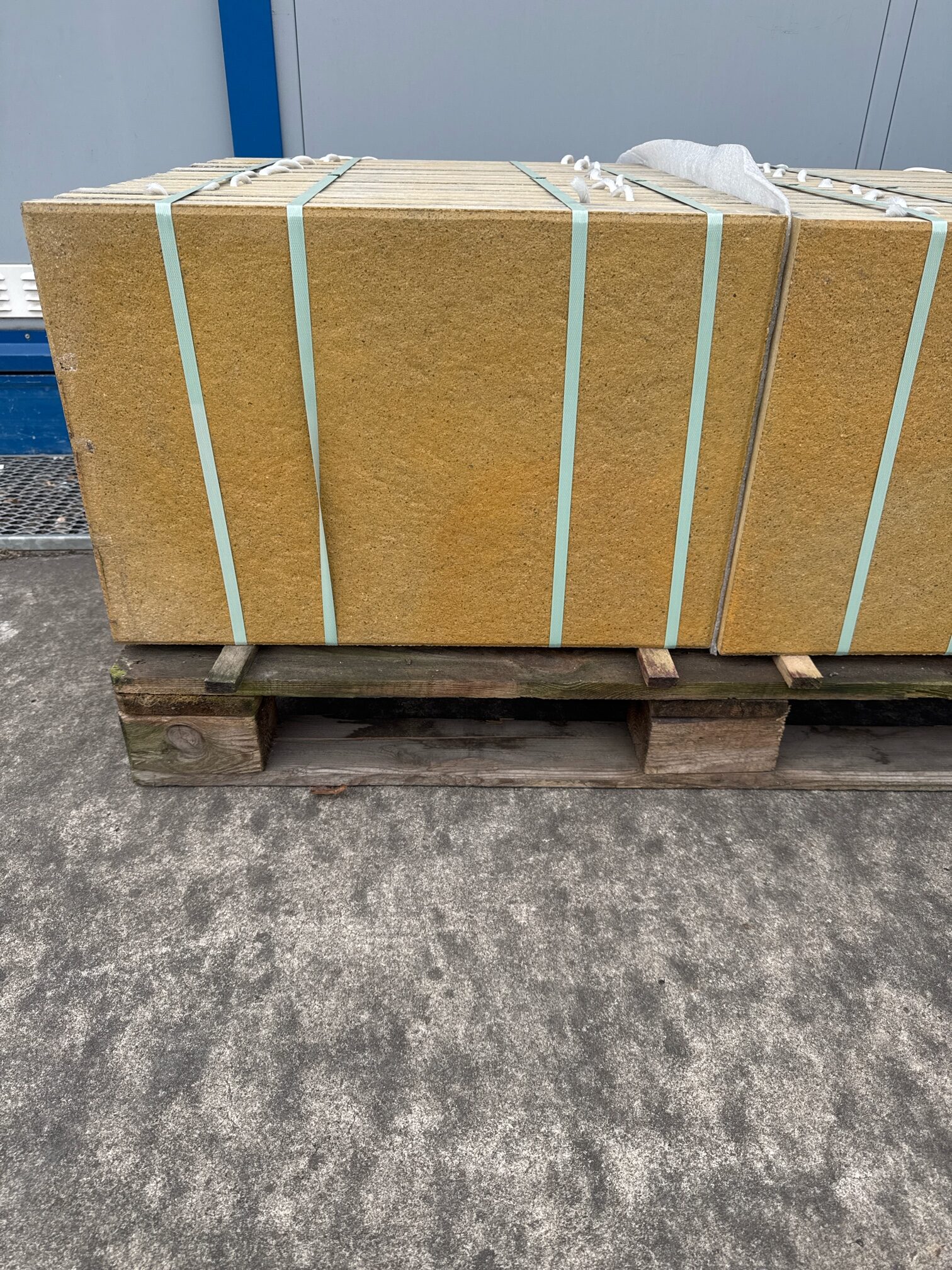 DIE BELGISCHE – Terrassenplatten 1B DIE BELGISCHE SANDSTEIN 60/40/4 CM – Hauptansicht