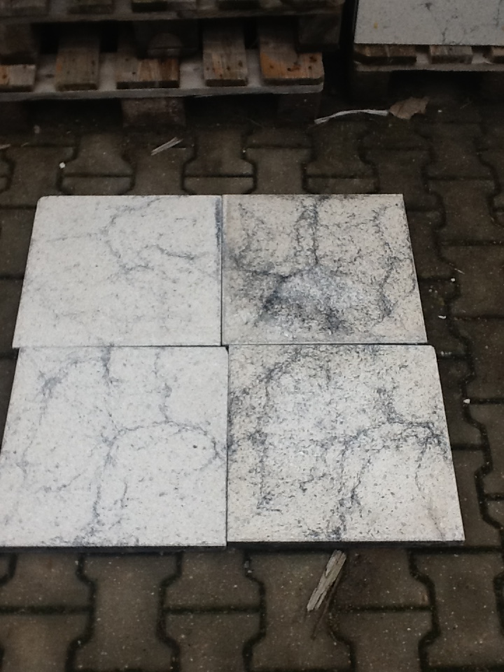 Terrassenplatten 1B  WEIß-SCHWARZ MARM 40/40/4 CM – WEISS-SCHWARZ – Hauptansicht