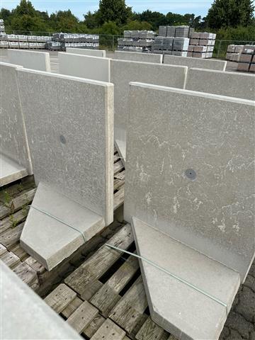 L-STEIN ECKE BEWEHRT 8 cm – L-Steine 1B L-STEIN-ECKE BEW 90° 105/100/8 CM REC – GRAU – 105 x 100 x 8 cm – Sichtbeton – Hauptansicht