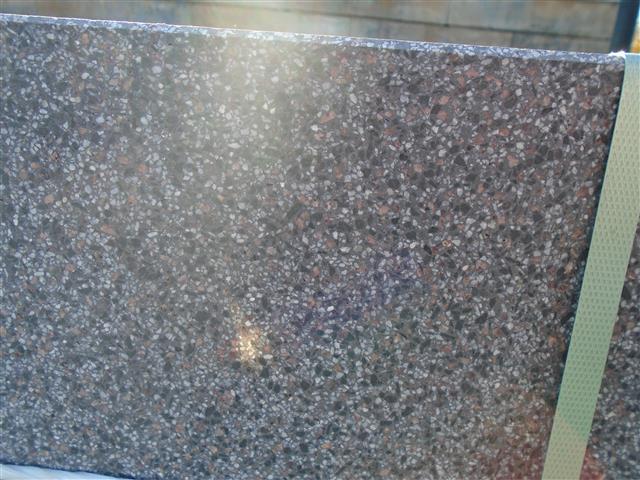Terrassenplatten 1B  40/40 SCHWARZ GESCHLIFFEN – SCHWARZ – Detailansicht