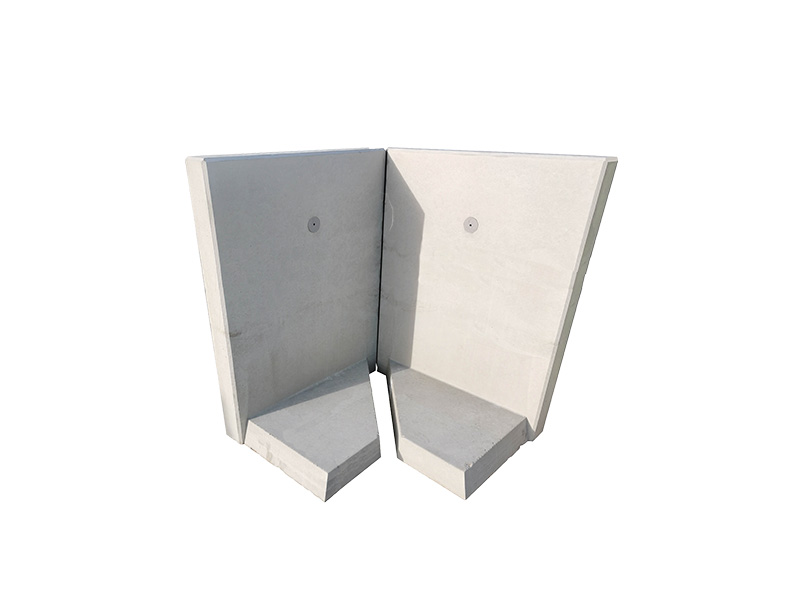 L-STEIN ECKE BEWEHRT 12 cm – L-STEIN-ECKE BEW 90 155/100/12 ZWEITEIL. – GRAU – 155 x 100 x 12 cm – Sichtbeton – Hauptansicht