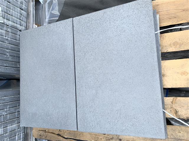 Terrassenplatten 1B PURA BASALT 60/40/4 CM – BASALT – Hauptansicht