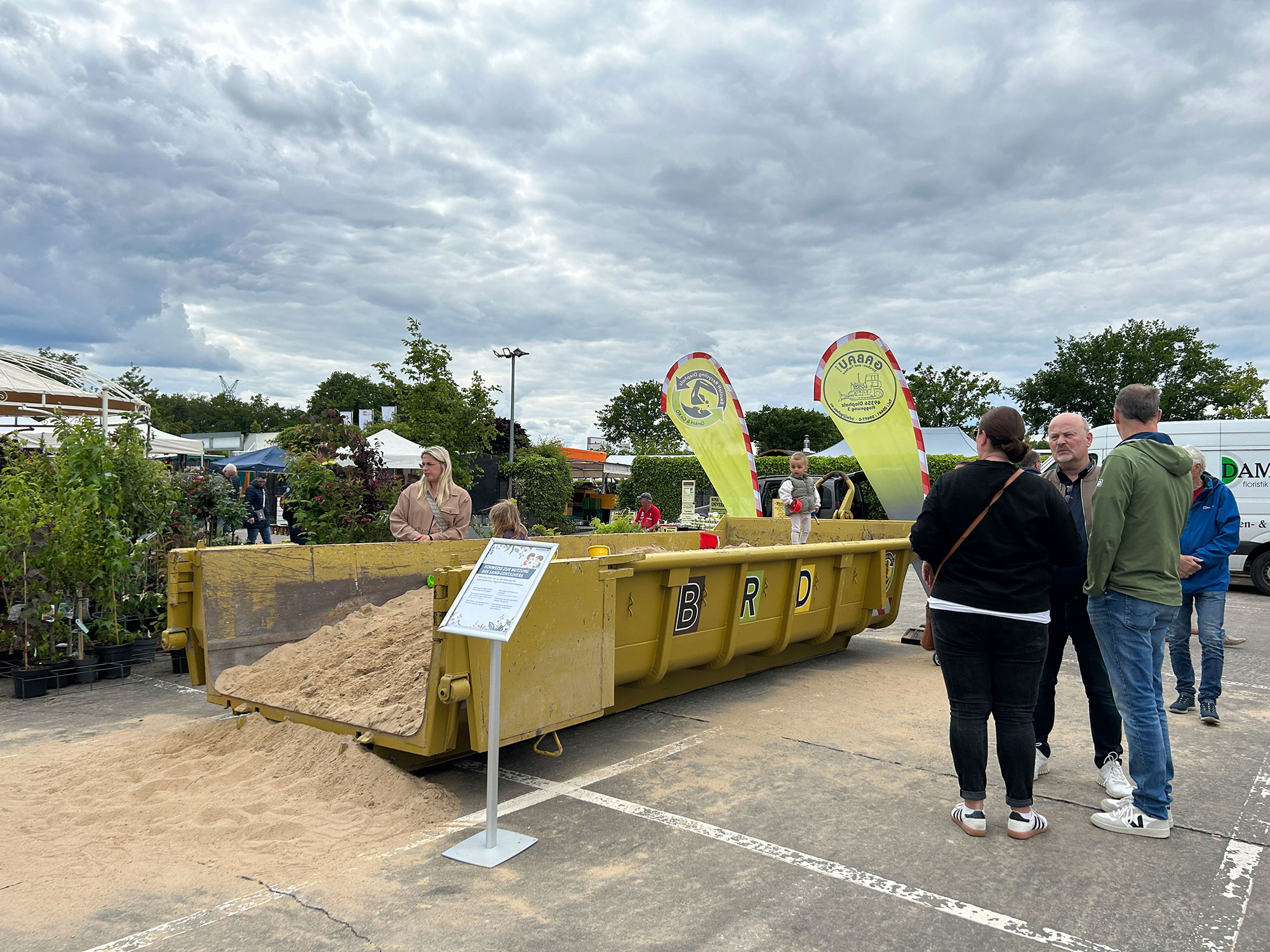 Unterhaltung Gartenfest