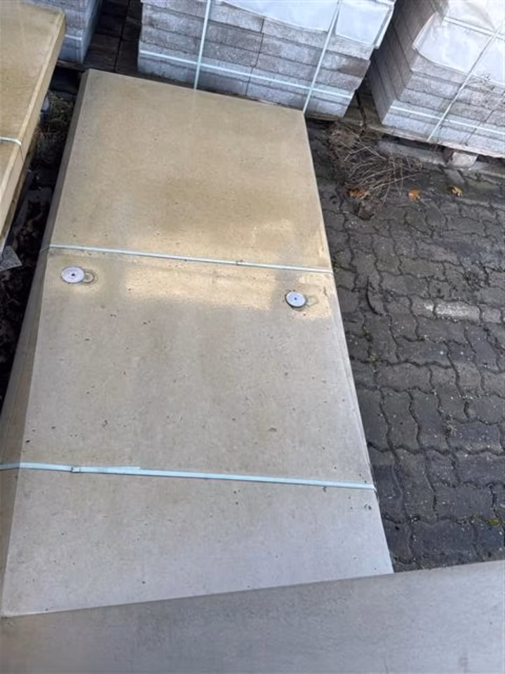 L-STEIN ECKE BEWEHRT 8 cm – L-Steine 1B L-STEIN-ECKE BEW 90° 180/100/8 CM LIN – GRAU – 180 x 100 cm – Sichtbeton – Hauptansicht