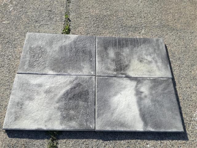 Terrassenplatten 1C ANCONA WEIß-SCHWARZ GEFL. 60/40/4 CM – WEISS-SCHWARZ – Seitenansicht