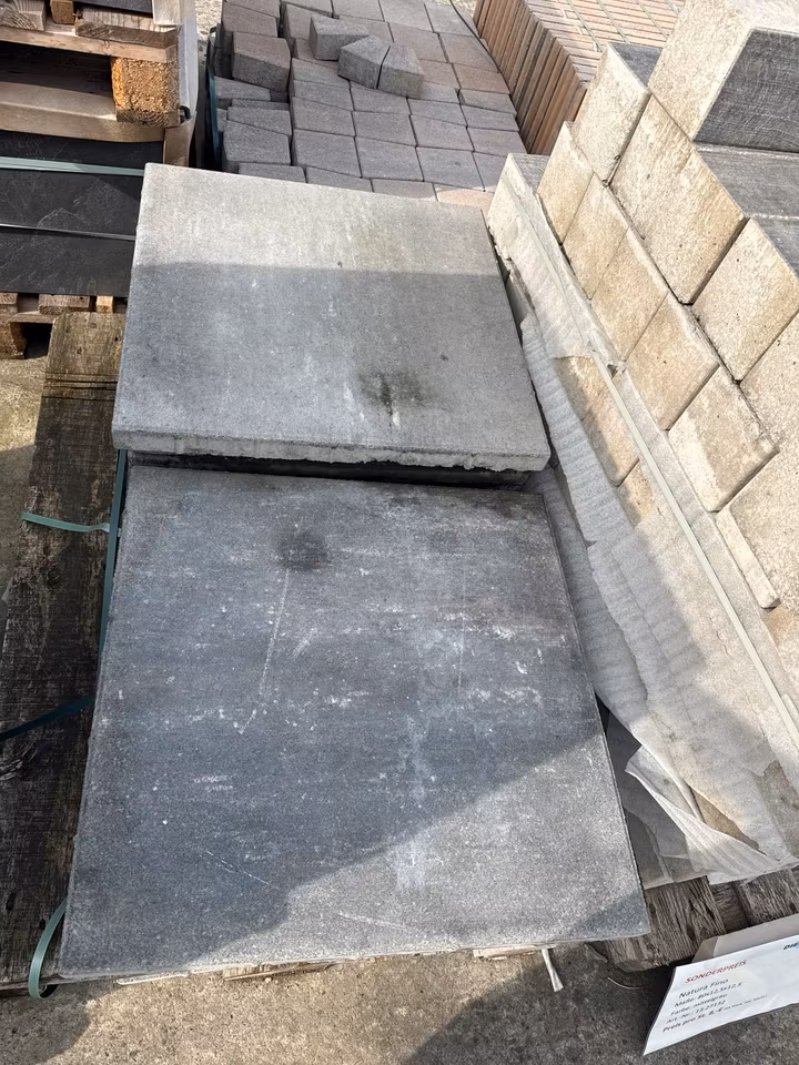 VIA TERRASSENPLATTEN – Terrassenplatten X-TRA VIA GRAPHIT 60/60/4 CM PE2 – GRAPHIT – 60 x 60 x 4 cm – Beschichtet – Hauptansicht