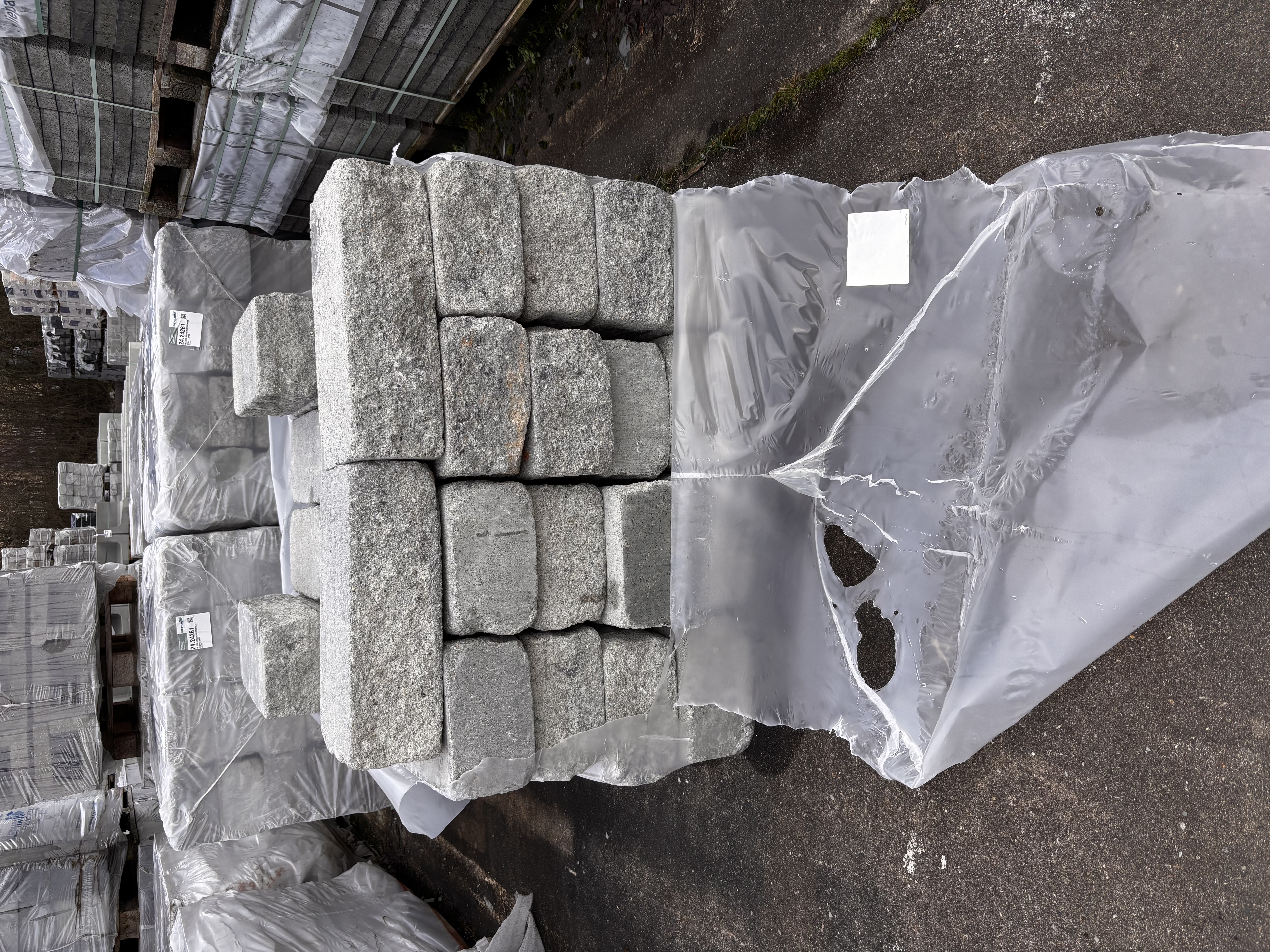 SIOLA®-MEDIO – Mauersteine 1B SIOLA-MEDIO MUSCHELKALK 42/21/12,5PE3 – MUSCHELKALK – 42 x 21 x 12,5 cm – Antik – Detailansicht