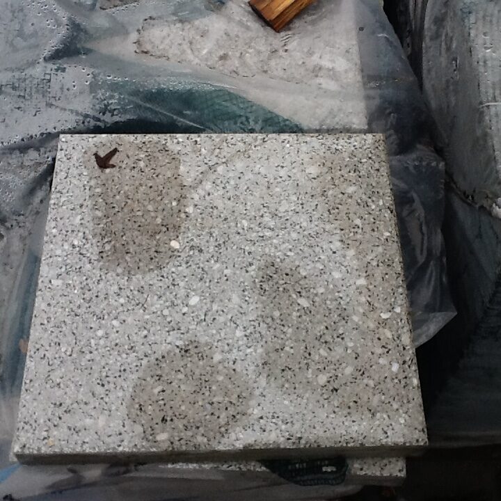Terrassenplatten 1B  40/40 GRANIT-GRAU GESCHLIFFEN – GRANIT – Hauptansicht