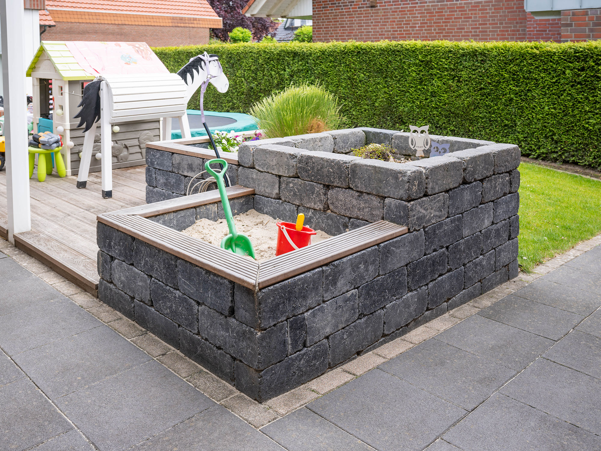 ANTIK MAUER – ANTIK GEK. BASALT 42/21/21 CM 48/DBP – BASALT – 42 X 21 X 21 CM – Antik – Weitere Ansicht