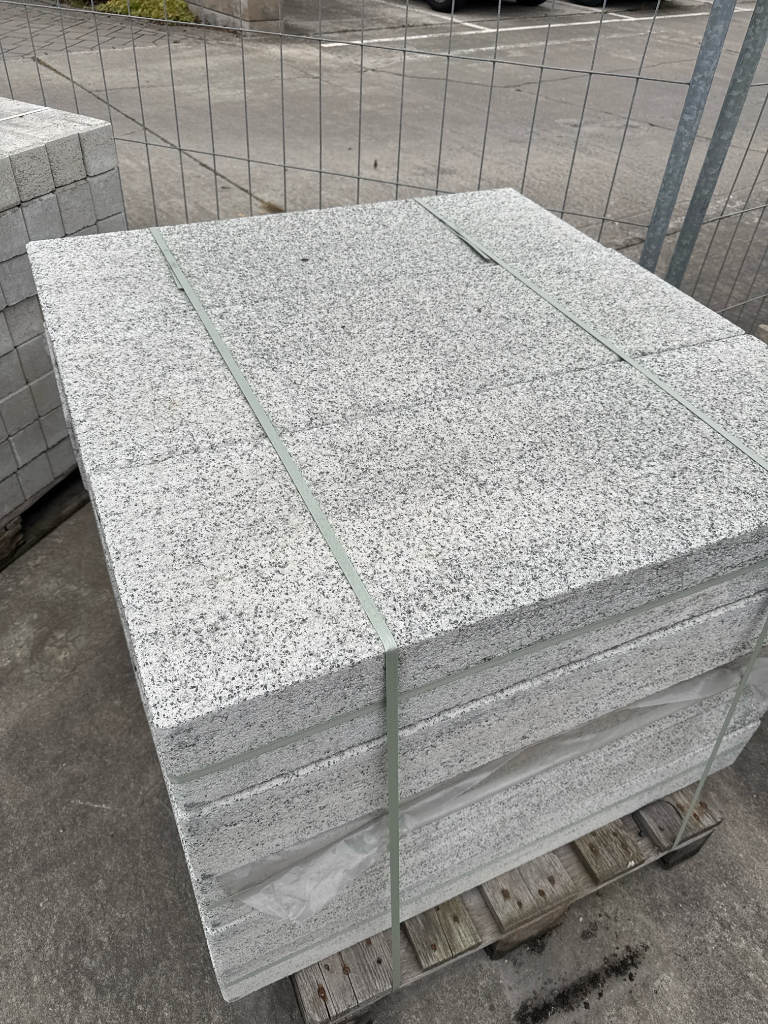 Stufen 1B NOMOS STUFE GRANIT 100/35/15 CM – GRANIT – Hauptansicht