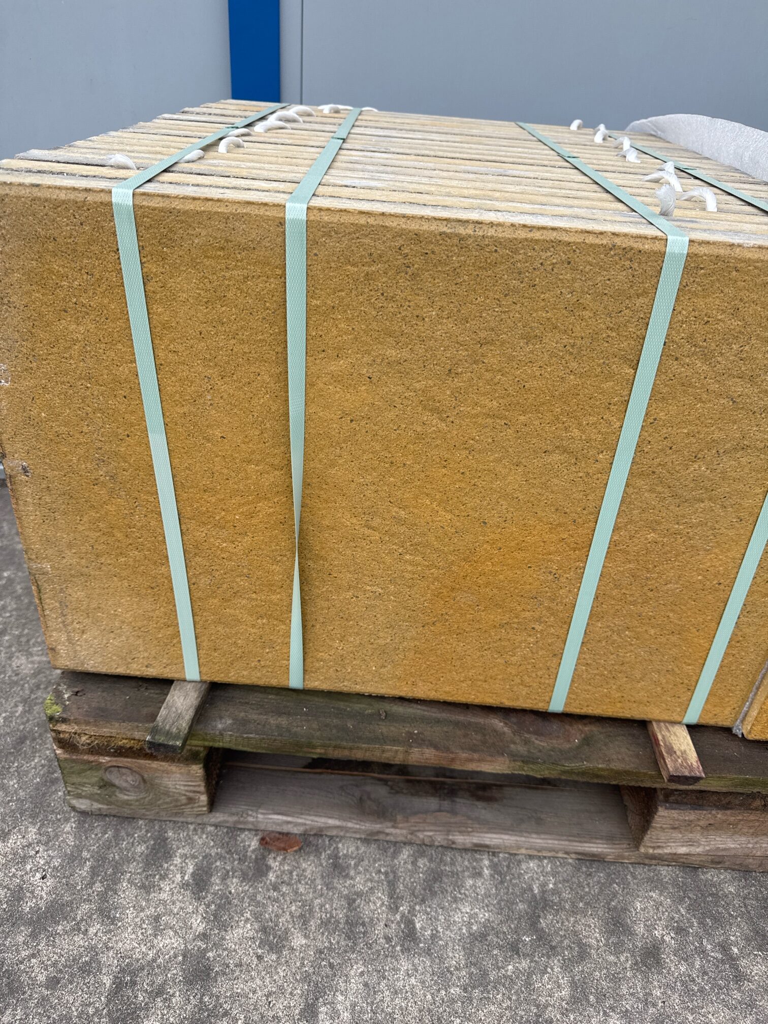DIE BELGISCHE – Terrassenplatten 1B DIE BELGISCHE SANDSTEIN 60/40/4 CM – Hauptansicht