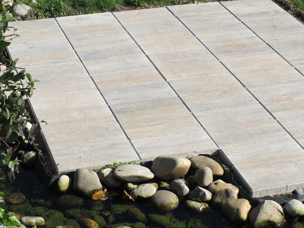 VIA TERRASSENPLATTEN – VIA MUSCHELKALK 40/40/4 CM PE2 120/DBP – MUSCHELKALK – 40 x 40 x 4 cm – Beschichtet – Hauptansicht